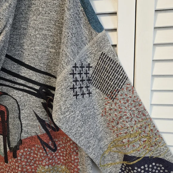 Spotted Cat Graphic Hooded Sweater - Tahari? - Gray Multicolor - Picture 2 of 7